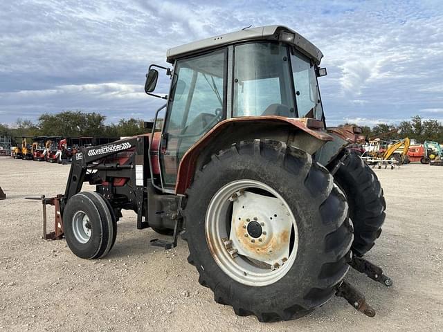 Image of Massey Ferguson 4263 equipment image 2