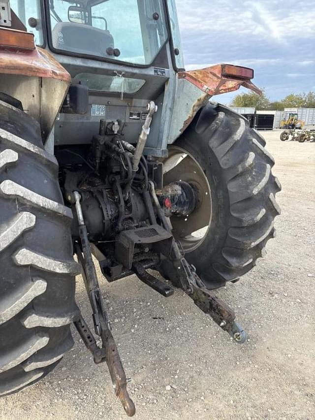 Image of Massey Ferguson 4263 equipment image 3