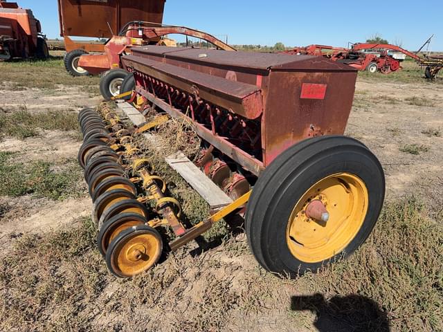 Image of Massey Ferguson 43 equipment image 4