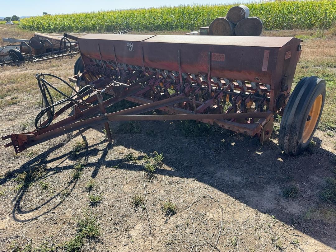 Image of Massey Ferguson 43 Primary image