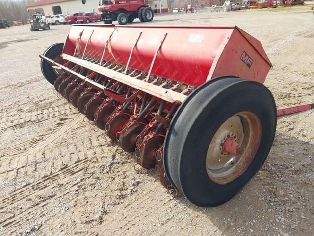 Image of Massey Ferguson 43 equipment image 3