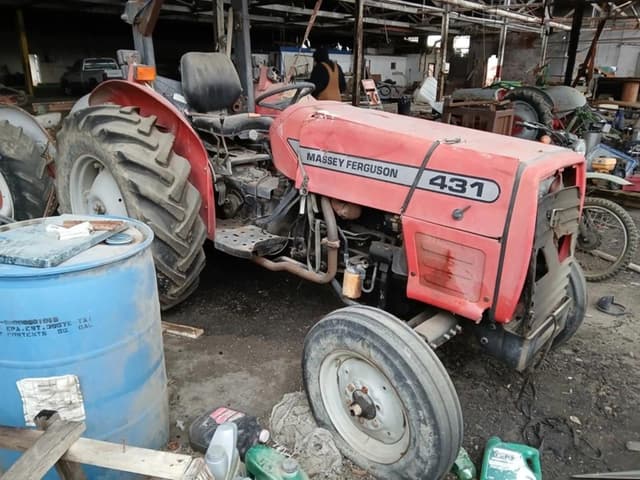 Image of Massey Ferguson 431 equipment image 2