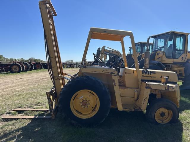 Image of Massey Ferguson MF4500 equipment image 3