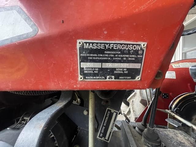 Image of Massey Ferguson 451 equipment image 4