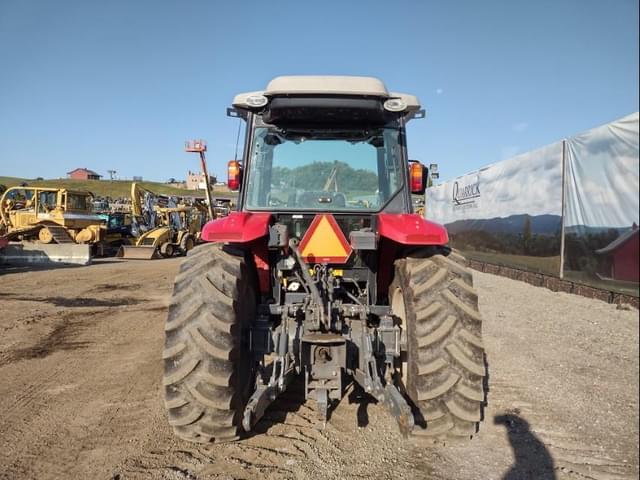 Image of Massey Ferguson 4607M equipment image 3