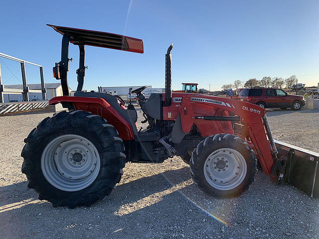Image of Massey Ferguson 4608 equipment image 1
