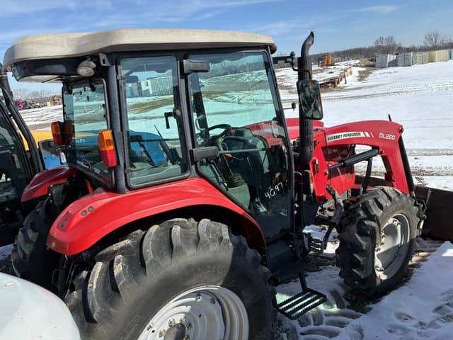 Image of Massey Ferguson 4610 equipment image 2