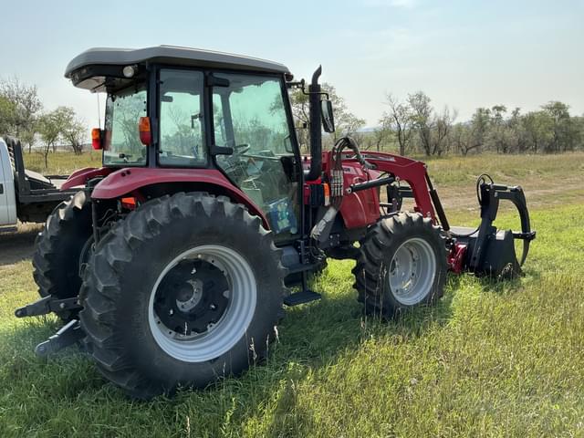 Image of Massey Ferguson 4610 equipment image 3