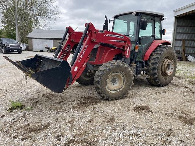 Image of Massey Ferguson 4610 equipment image 3