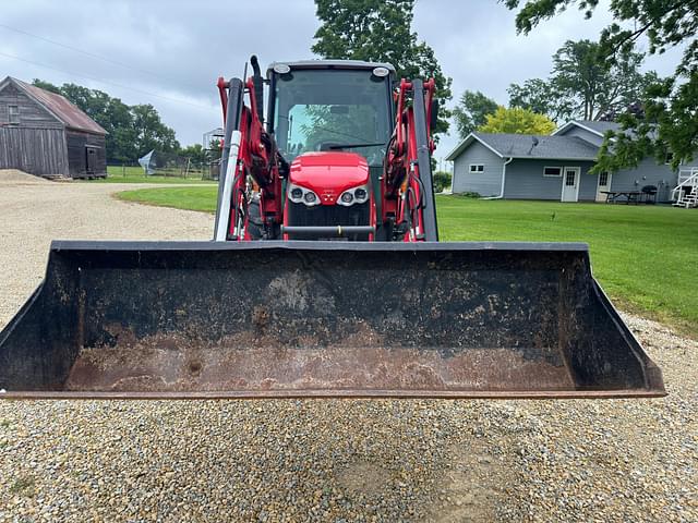 Image of Massey Ferguson 4610 equipment image 3