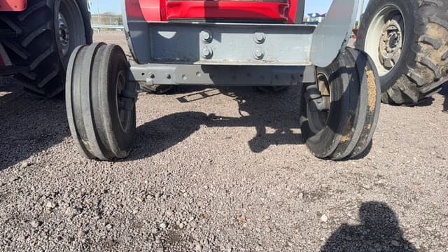 Image of Massey Ferguson 4707 equipment image 3