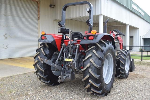 Image of Massey Ferguson 4708 equipment image 2