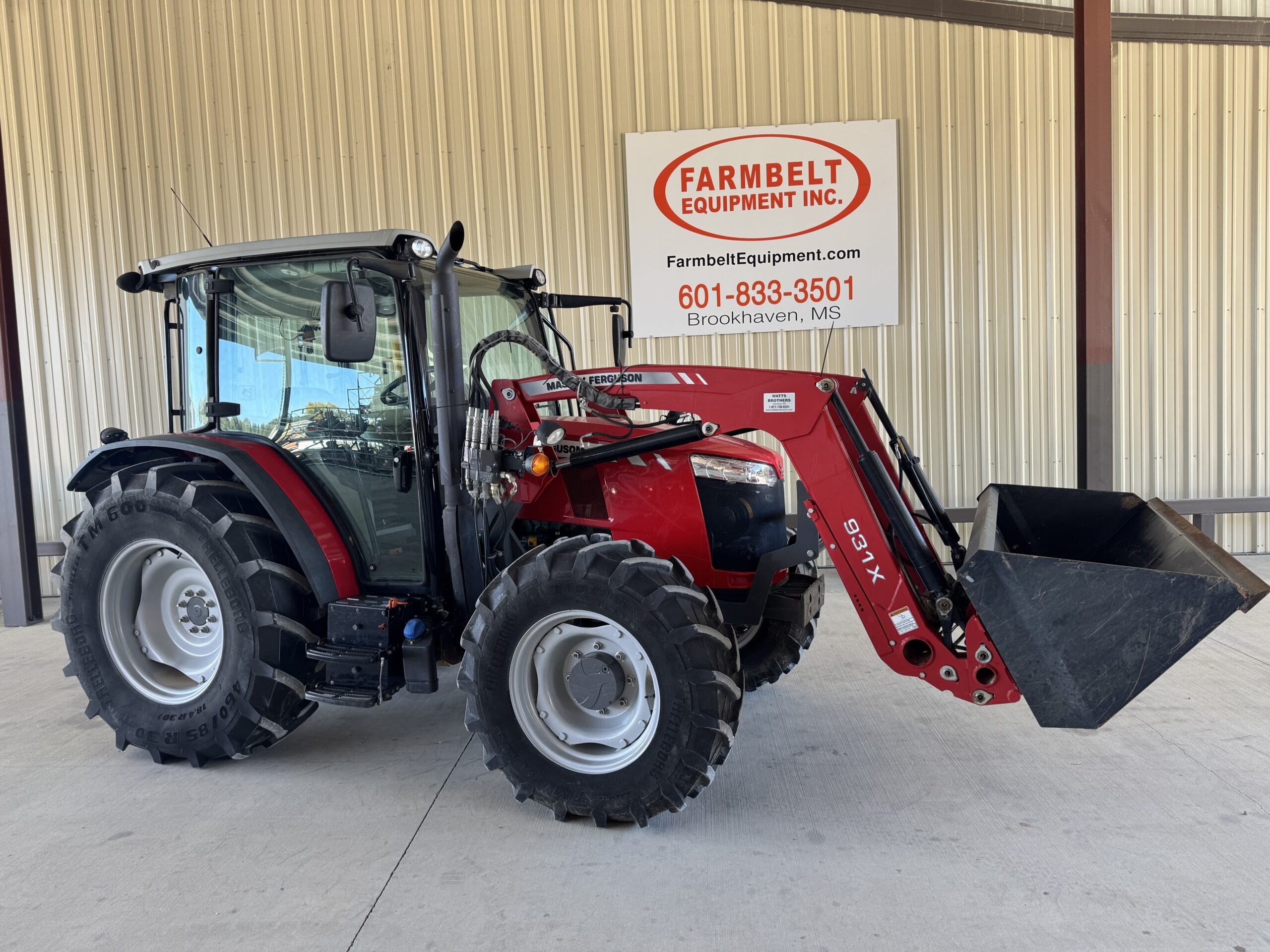 2019 Massey Ferguson 4708 Equipment Image0