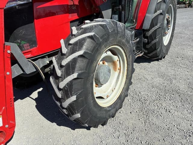 Image of Massey Ferguson 4709 equipment image 4