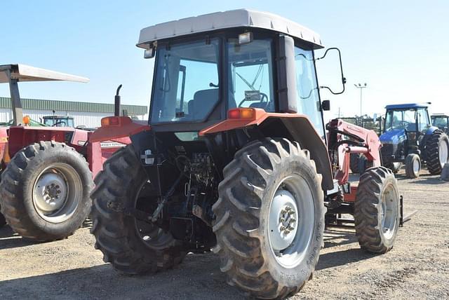 Image of Massey Ferguson 471 equipment image 2