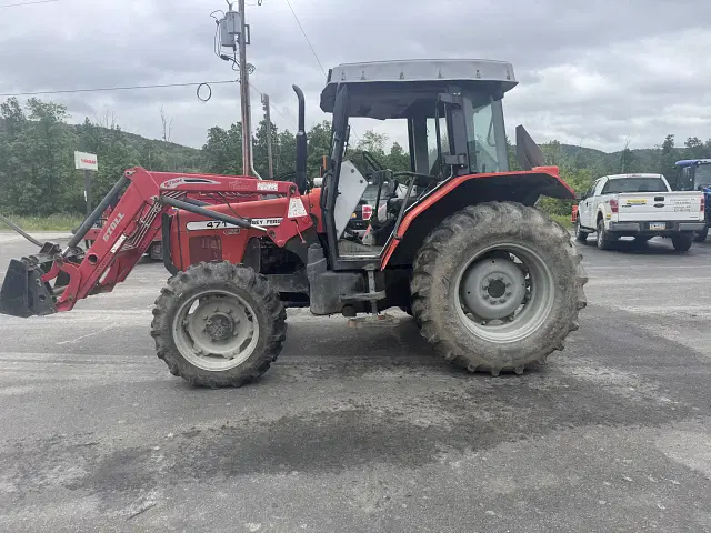 Image of Massey Ferguson 471 equipment image 3