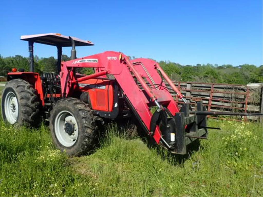 Main image Massey Ferguson 471