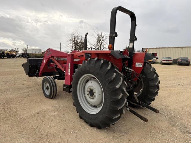 Image of Massey Ferguson 471 equipment image 2