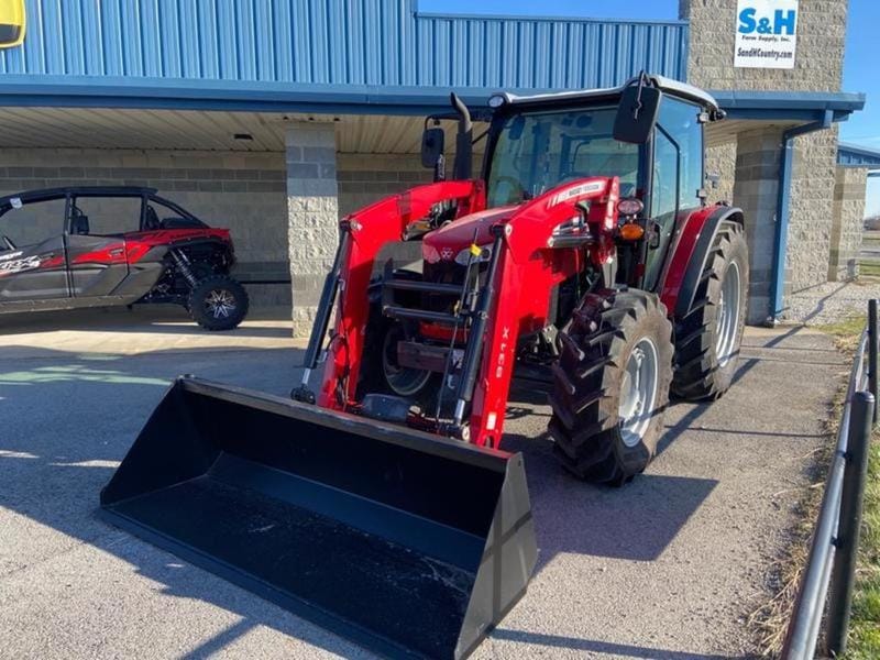 Massey Ferguson 4710 Equipment Image0