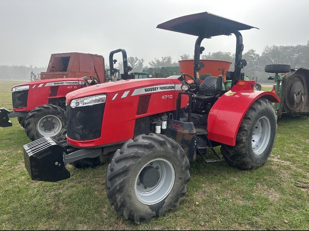 Massey Ferguson 4710 Equipment Image0