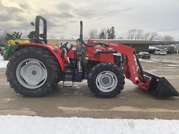 Image of Massey Ferguson 4710 Primary image