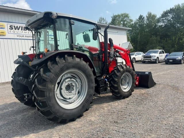 Image of Massey Ferguson 4710 equipment image 2