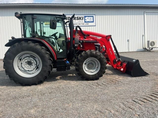 Image of Massey Ferguson 4710 equipment image 1