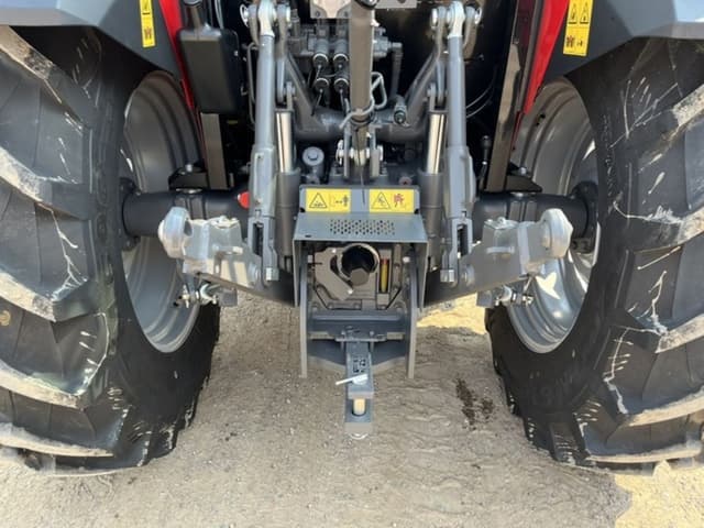 Image of Massey Ferguson 4710 equipment image 4