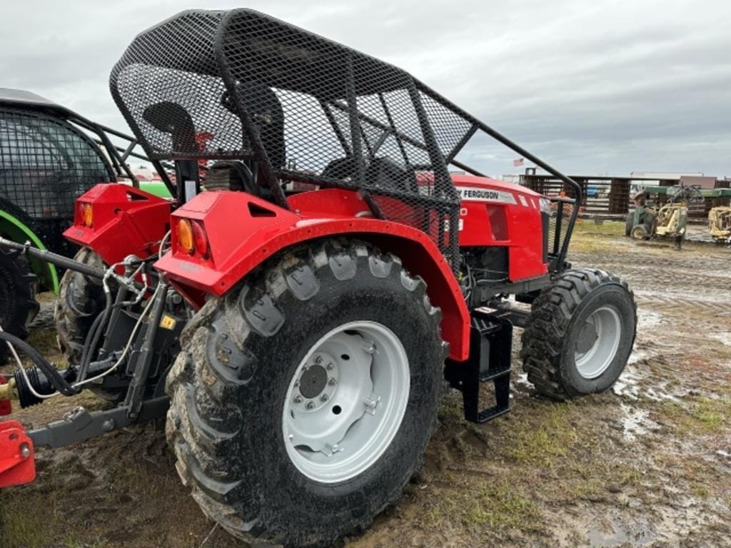 Main image Massey Ferguson 4710