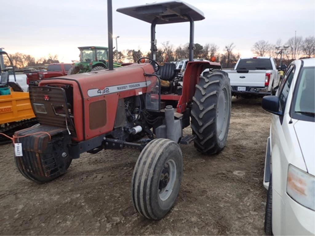 Massey Ferguson 492 Equipment Image0
