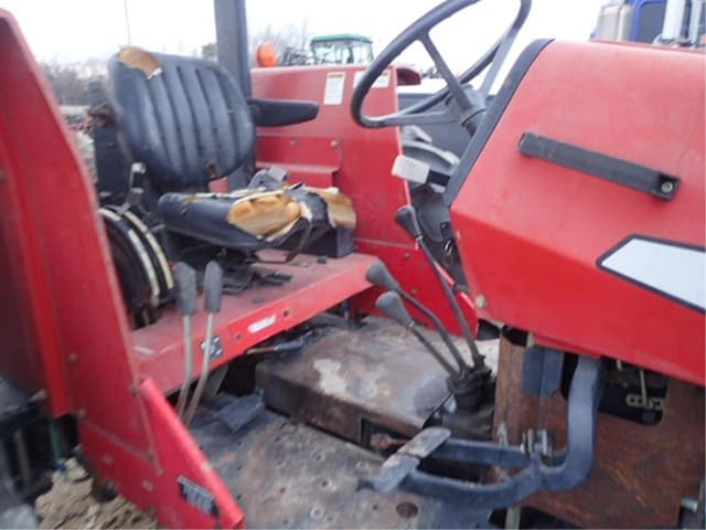 Image of Massey Ferguson 492 equipment image 4