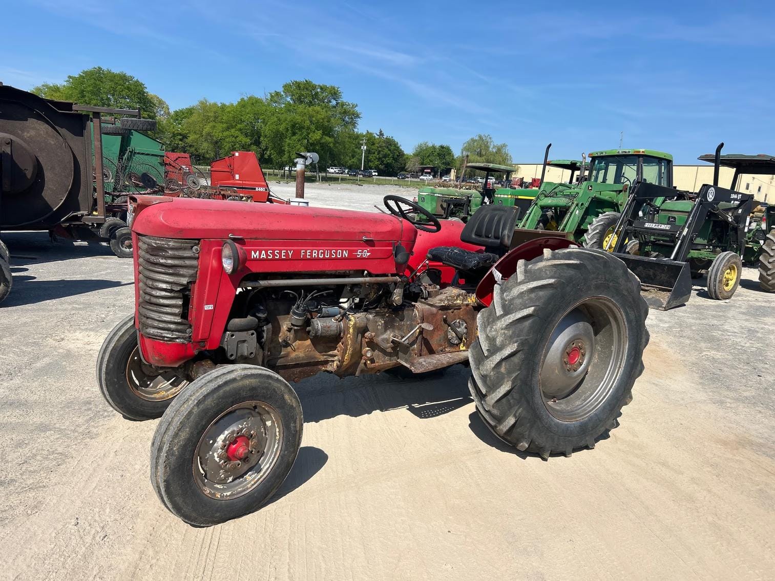 Massey Ferguson 50 Equipment Image0