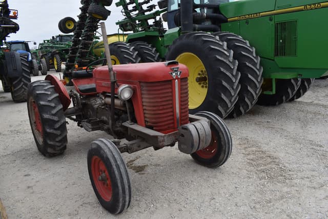 Image of Massey Ferguson 50 equipment image 2