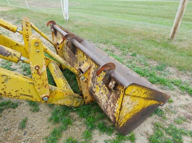 Image of Massey Ferguson MF50A equipment image 4