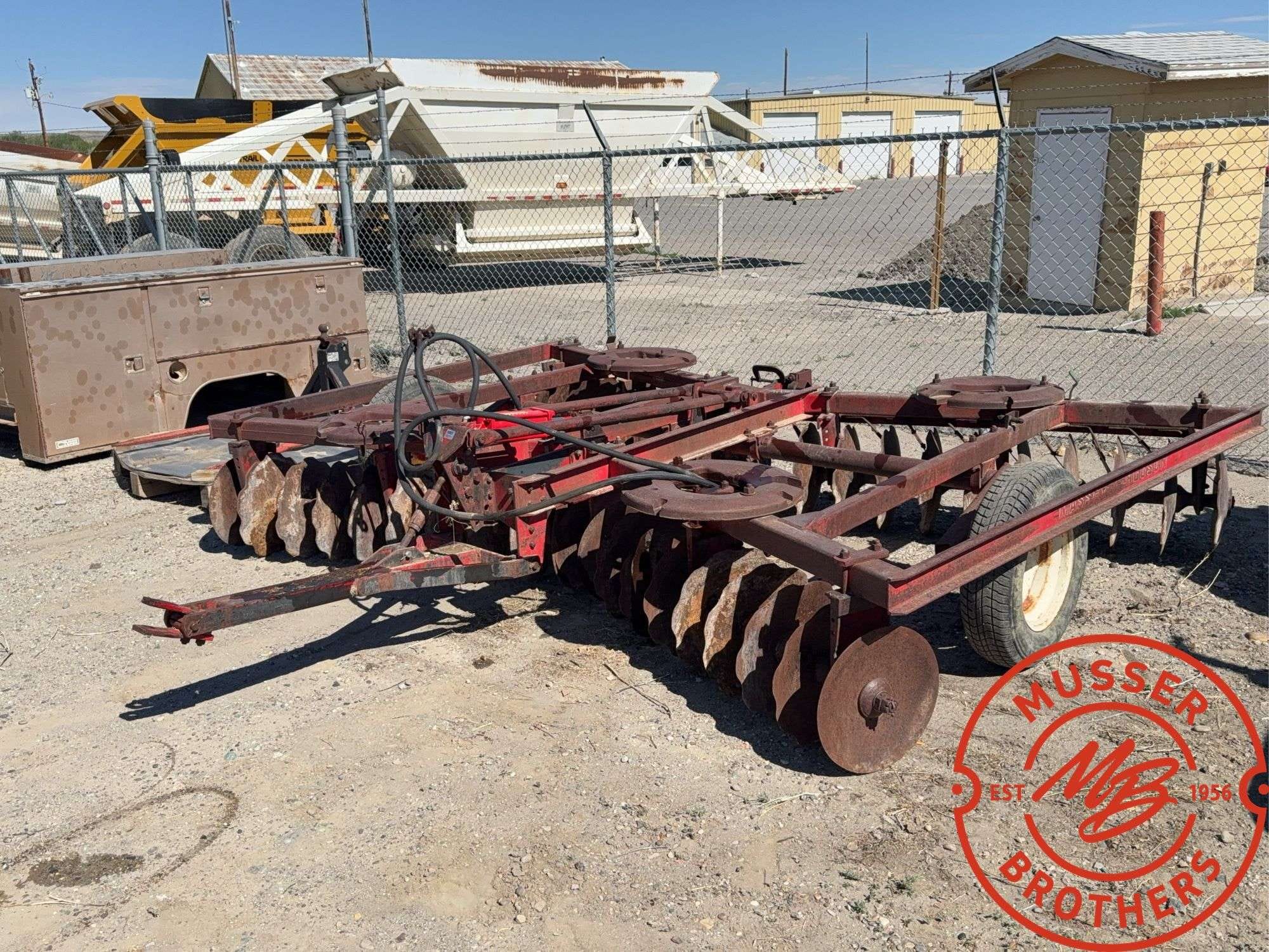 Massey Ferguson 52 Equipment Image0