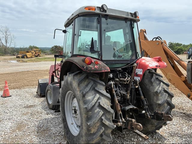 Image of Massey Ferguson 5445 equipment image 3