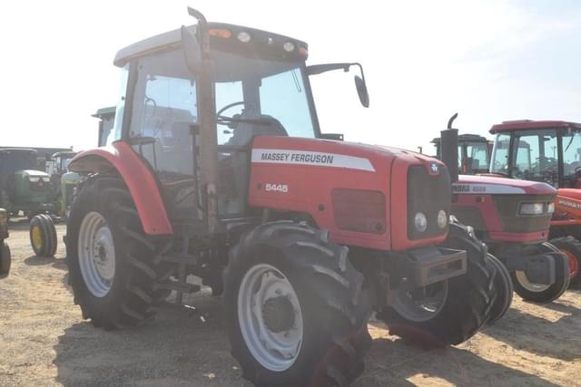 Image of Massey Ferguson 5445 equipment image 4