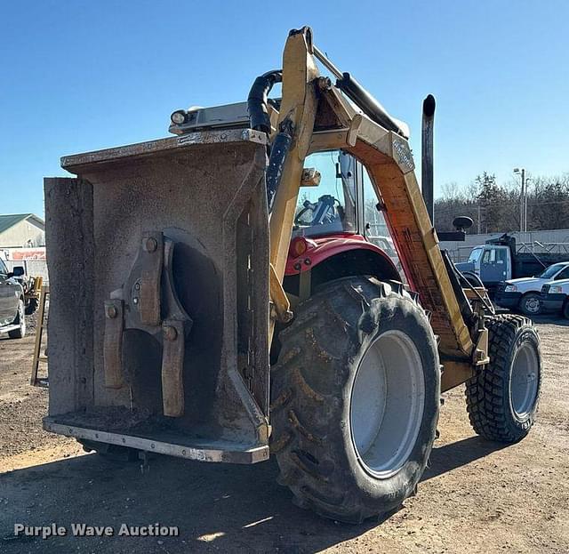 Image of Massey Ferguson 5460 equipment image 3