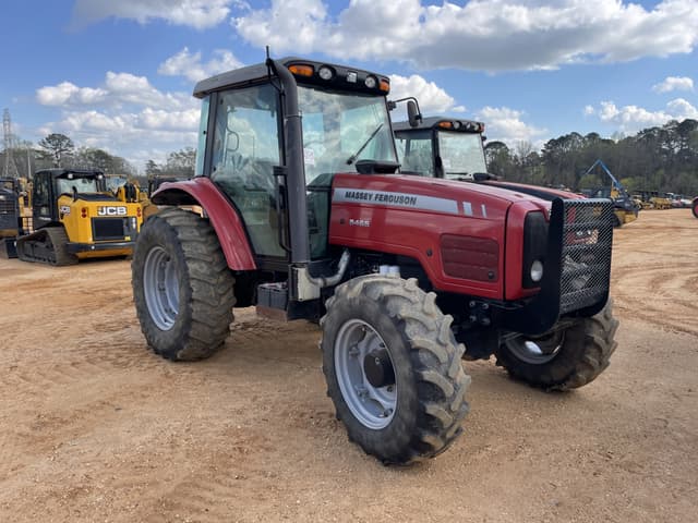 Image of Massey Ferguson 5465 equipment image 3
