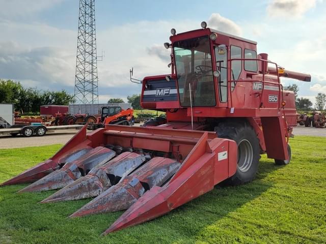 Image of Massey Ferguson 550 equipment image 2