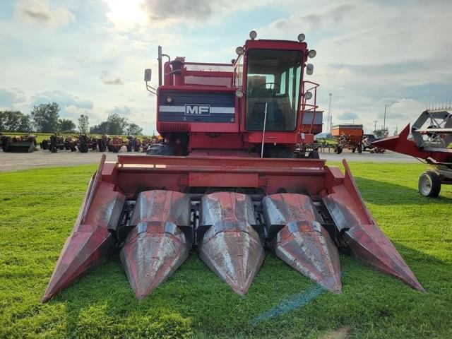 Image of Massey Ferguson 550 equipment image 1