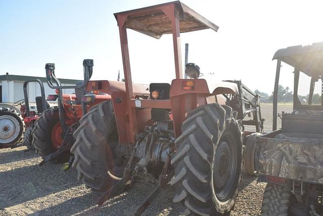 Image of Massey Ferguson 1560 equipment image 2