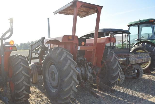 Image of Massey Ferguson 1560 equipment image 1