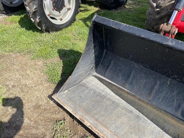 Image of Massey Ferguson 4707 equipment image 3