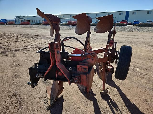 Image of Massey Ferguson 57 equipment image 1