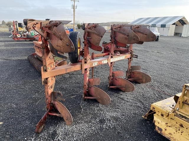 Image of Massey Ferguson 57 equipment image 4