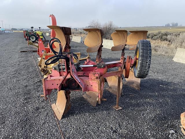 Image of Massey Ferguson 57 equipment image 1