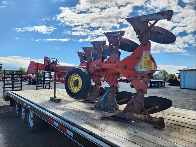 Image of Massey Ferguson 570 equipment image 3