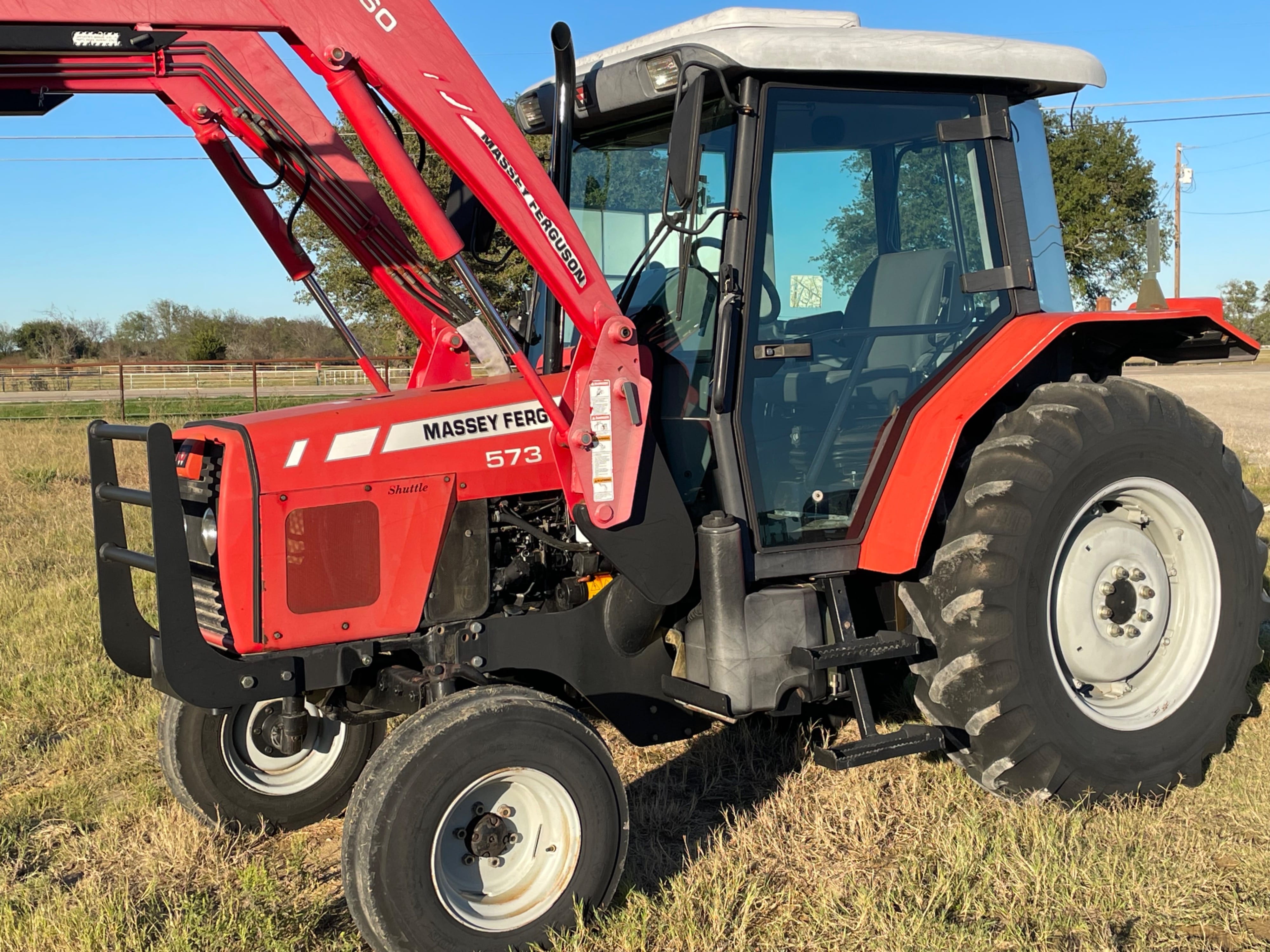 Main image Massey Ferguson 573