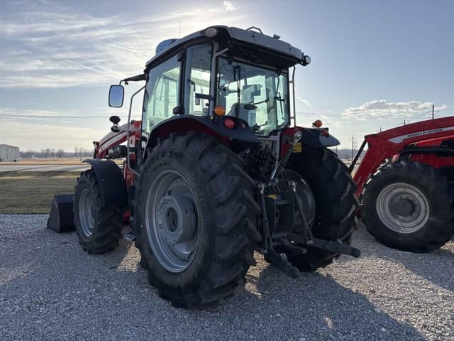 Image of Massey Ferguson 5M.145 equipment image 4